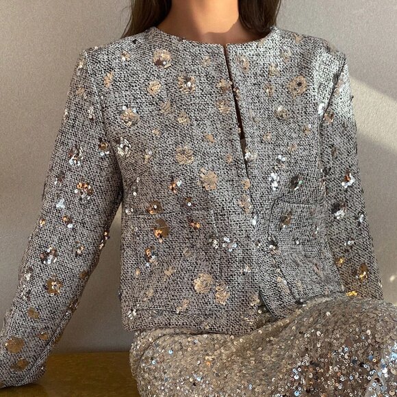 Silver Elegant Women's Long Sleeve Jacket - Picture 5 of 6